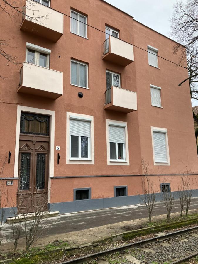 Gutenberg Apartments Szeged Esterno foto
