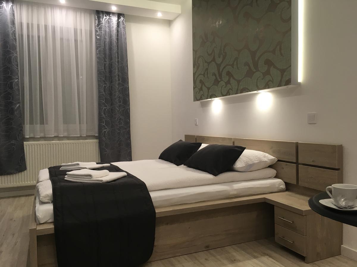 Gutenberg Apartments Szeged Esterno foto